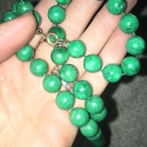 Beautiful Green Pearlescent Necklace